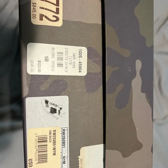 Brand new Valentino Rockstud sneakers size 35 - Picture 7 of 9